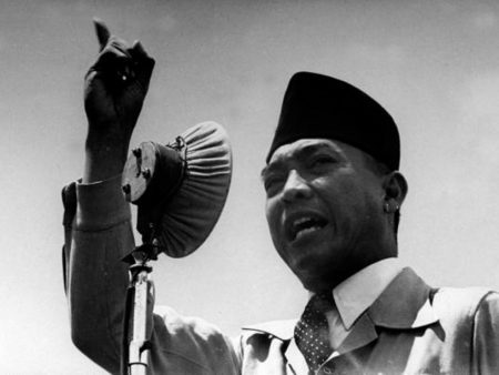 Nglaras Nasionalisme Sukarno