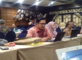 Dosen STKIP PGRI Ponorogo Kenalkan Cerita Rakyat Ponorogo kepada PT Se-Indonesia