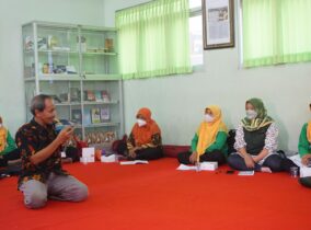 IGTKI Bersama STKIP PGRI Ponorogo Dongkrak Pembelajaran Basis Cerita Anak